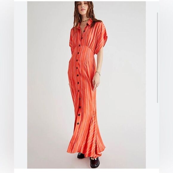 NWT Fee People Robe Longue Rowan In Cherry
Combo dress size XS 
Retail $128 - Picture 1 of 10